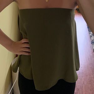 Women’s Strapless Blouse